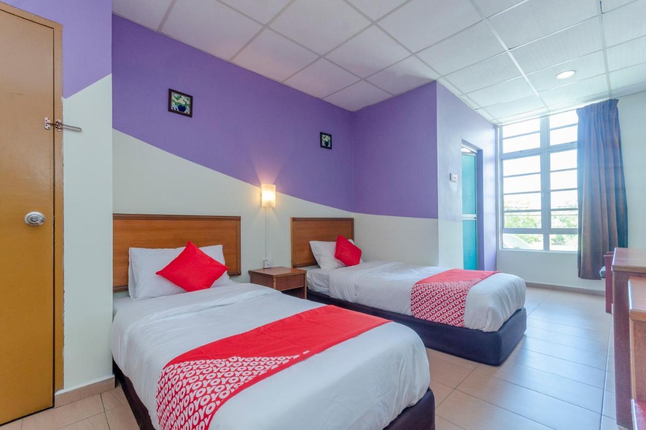 Oyo 702 D View Otel Mersing Dış mekan fotoğraf
