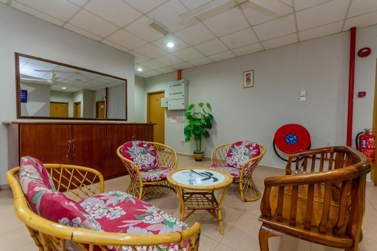 Oyo 702 D View Otel Mersing Dış mekan fotoğraf