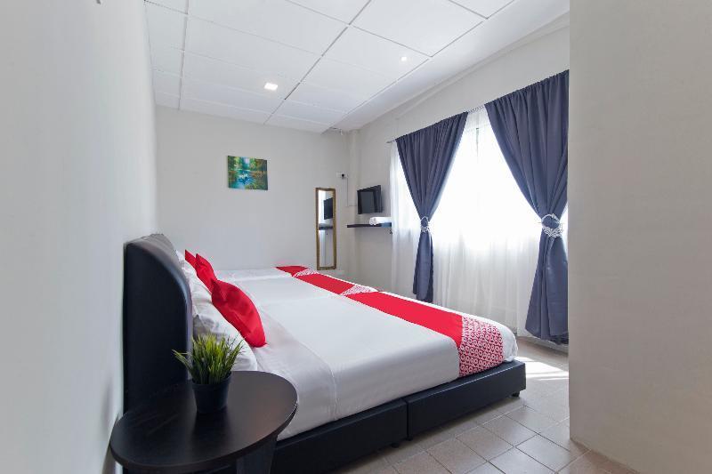 Oyo 702 D View Otel Mersing Dış mekan fotoğraf