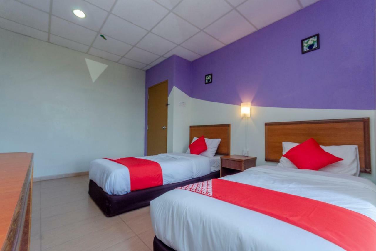 Oyo 702 D View Otel Mersing Dış mekan fotoğraf