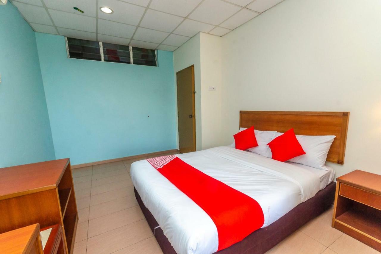 Oyo 702 D View Otel Mersing Dış mekan fotoğraf