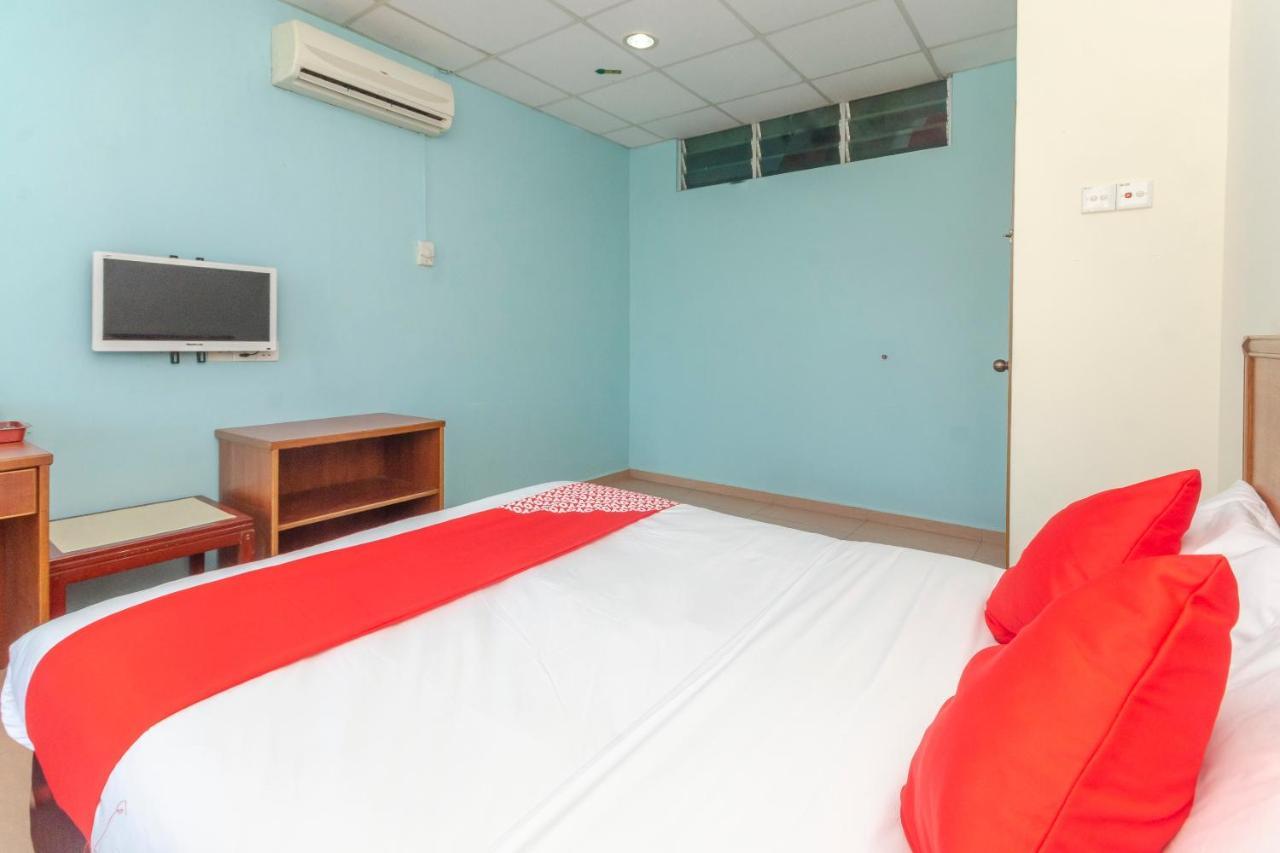 Oyo 702 D View Otel Mersing Dış mekan fotoğraf