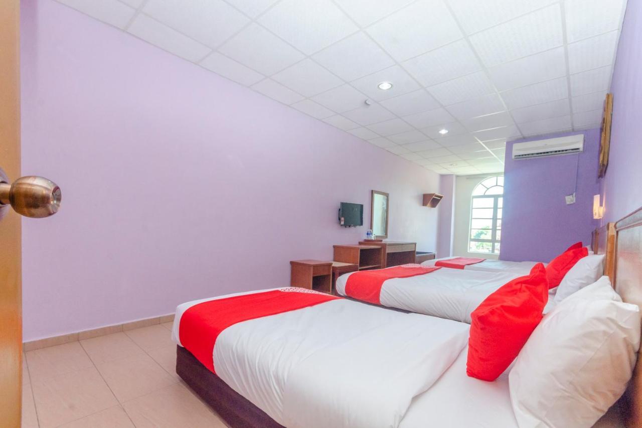Oyo 702 D View Otel Mersing Dış mekan fotoğraf